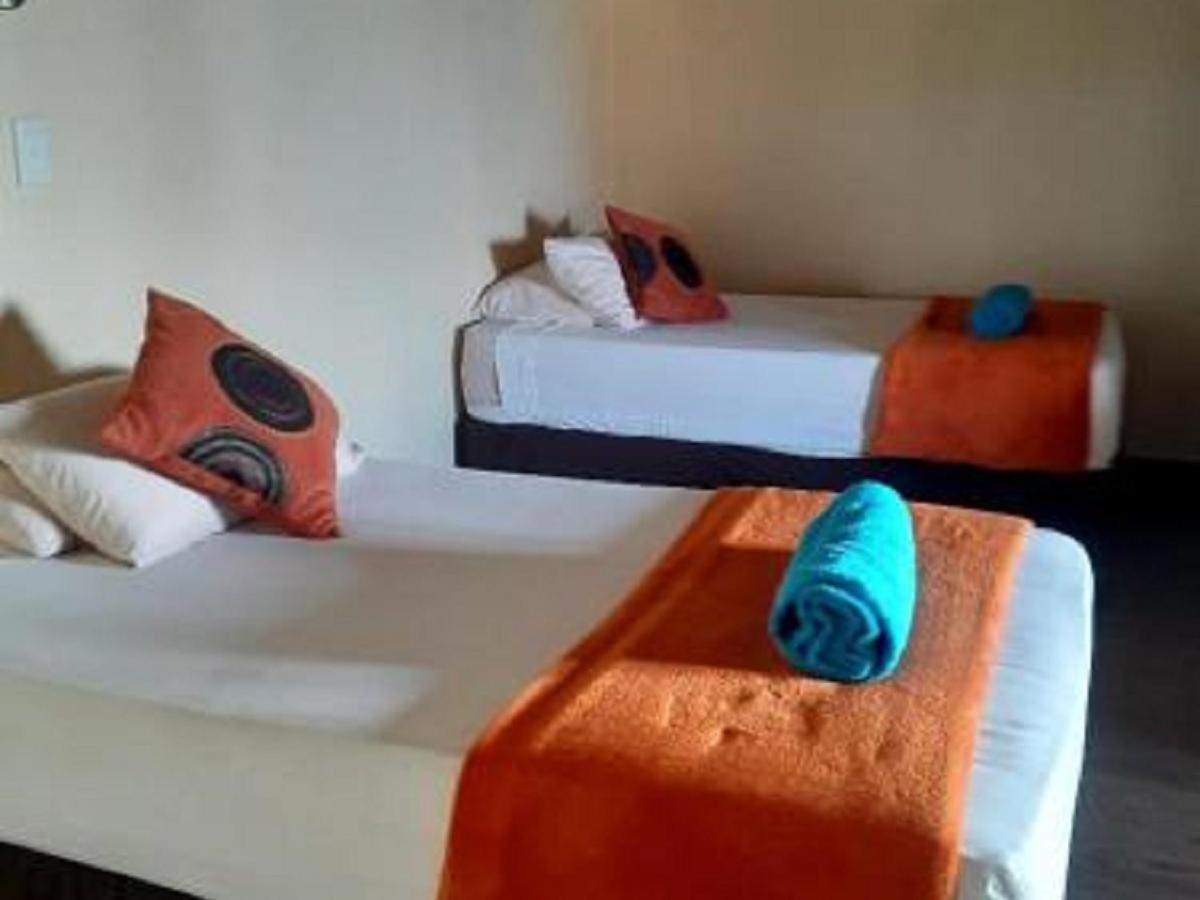 Nghunghwa Lodge Vila Praia Do Bilene Exteriör bild