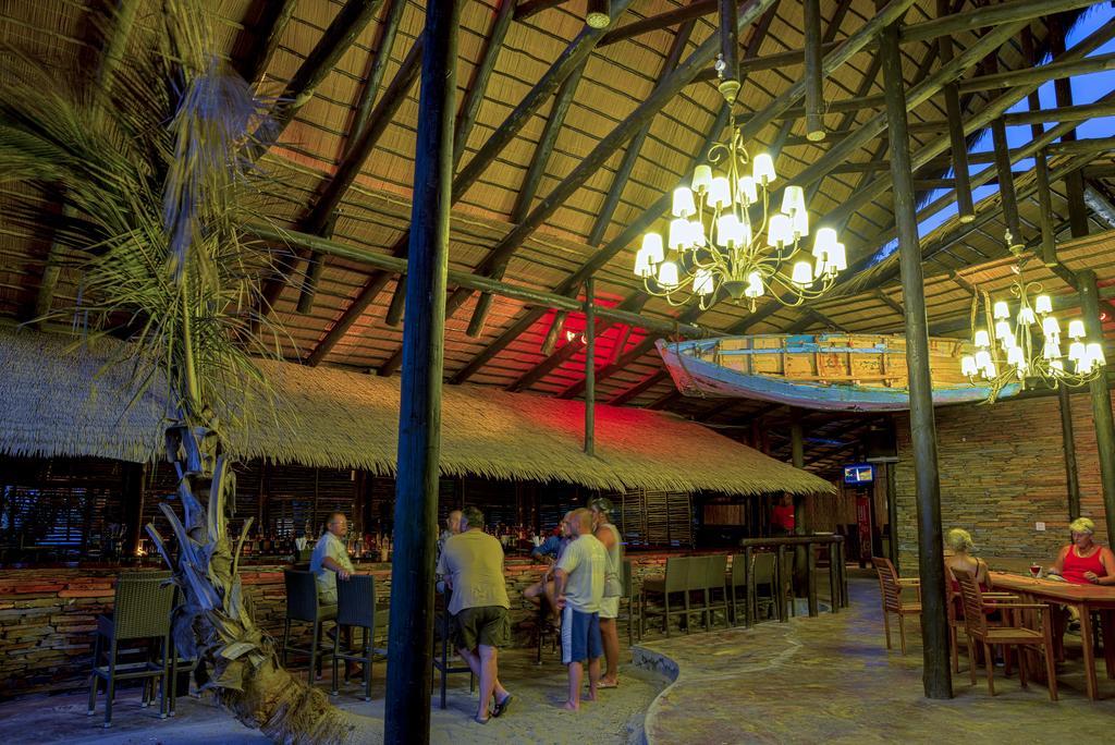 Nghunghwa Lodge Vila Praia Do Bilene Exteriör bild