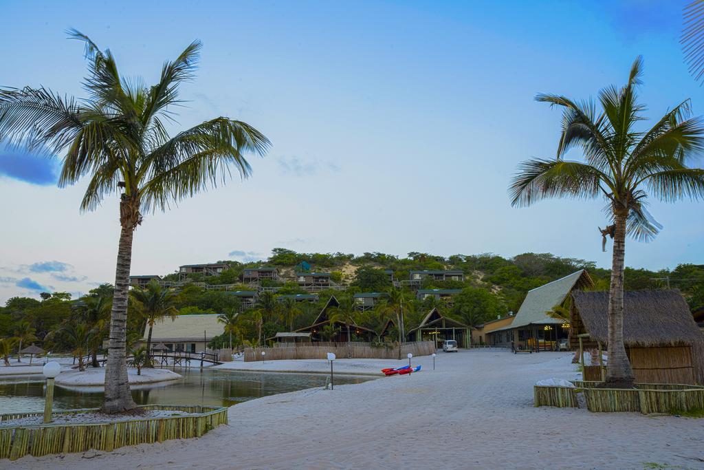 Nghunghwa Lodge Vila Praia Do Bilene Exteriör bild